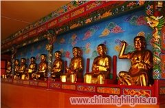 Храм Десяти Тысяч Лет