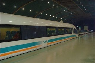 Шанхайский поезд на магнитной подушке