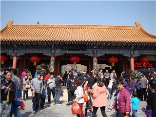 Храм Лингуан в Пекине