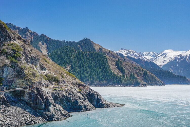 Зимой Тань-шань